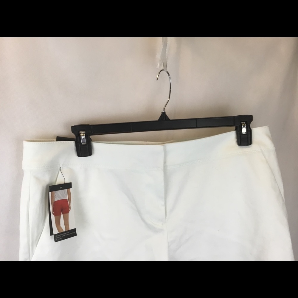 The Limited shorts NWT - Picture 7 of 8